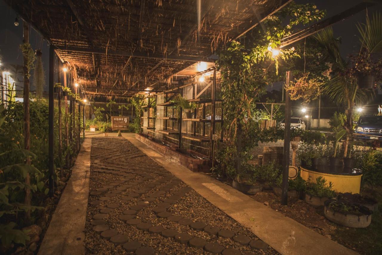 Home At 9 San Klang Exterior photo